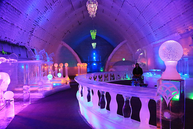 Aurora Ice Museum Hotel - The Ice Bar